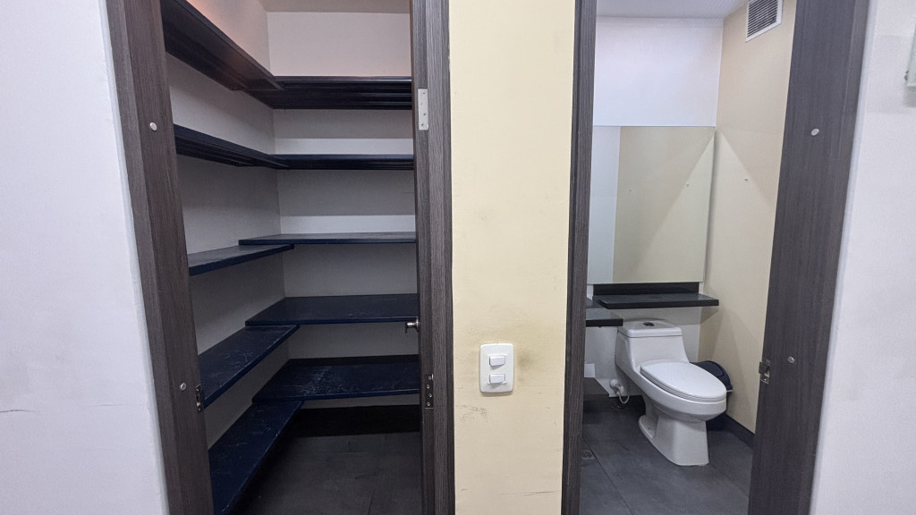Oficina en arriendo en Santa Barbara Occidental, Bogotá, 94 m² · foto 7 de 19