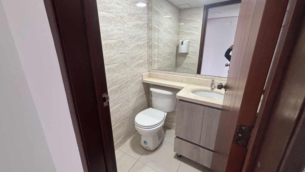 Edificio en arriendo en La Castellana, Bogotá, 420 m² · foto 20 de 24