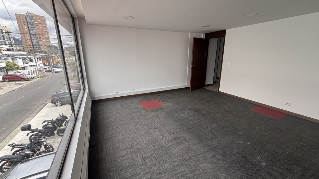Edificio en arriendo en La Castellana, Bogotá, 420 m² · foto 24 de 24