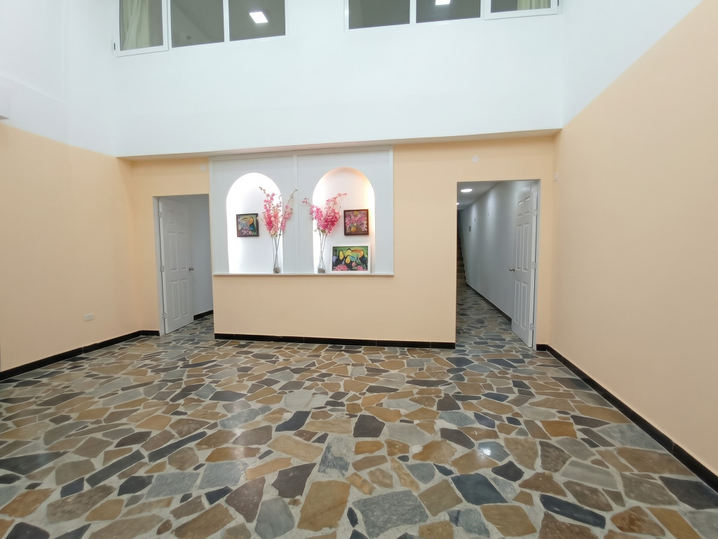 Local en venta en Chapinero Norte, Bogotá, 158 m² · foto 3 de 24
