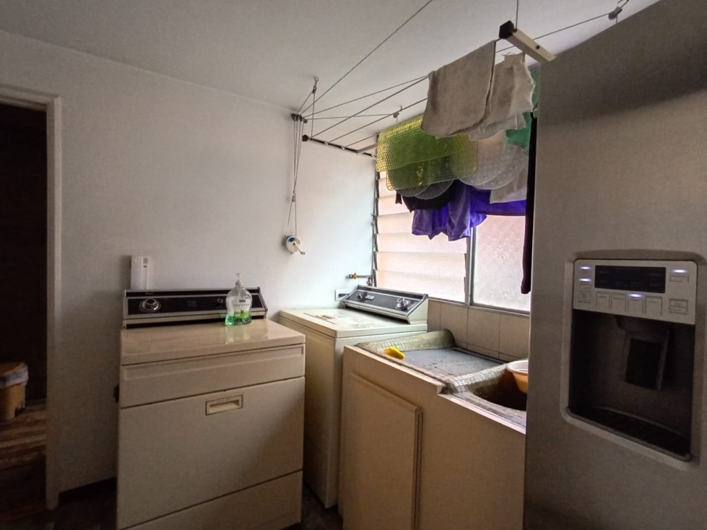 Apartamento de 3 alcobas en venta en Chico Norte, Bogotá, 178 m² · foto 14 de 24