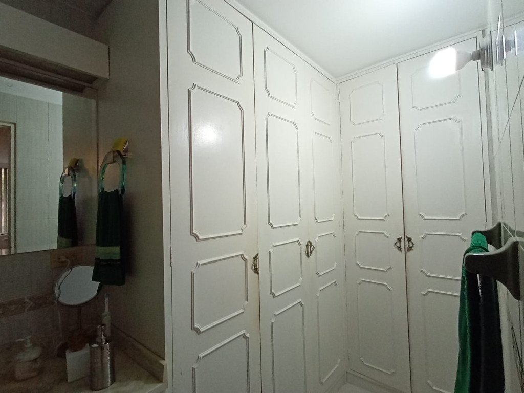 Apartamento de 3 alcobas en venta en Chico Norte, Bogotá, 178 m² · foto 20 de 24