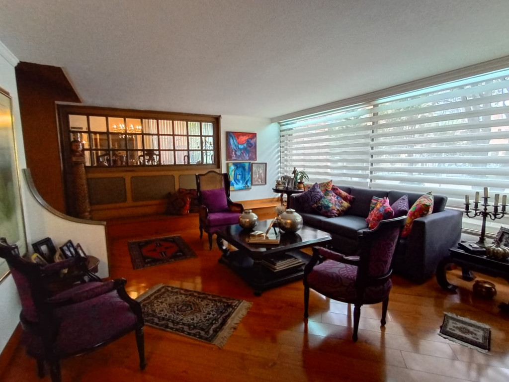 Apartamento de 3 alcobas en venta en Chico Norte, Bogotá, 178 m² · foto 4 de 24