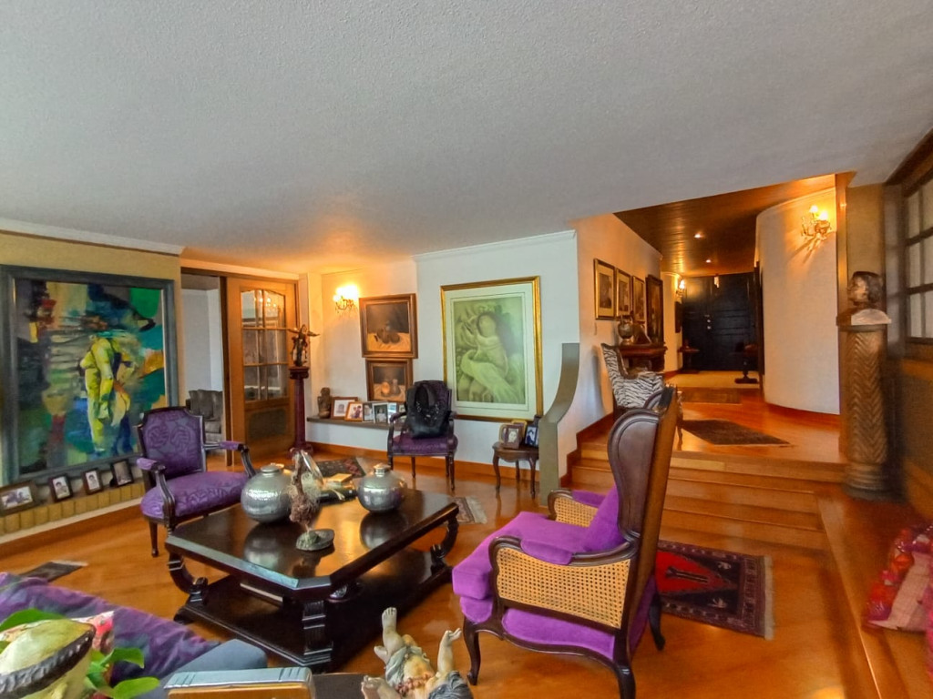 Apartamento de 3 alcobas en venta en Chico Norte, Bogotá, 178 m² · foto 5 de 24