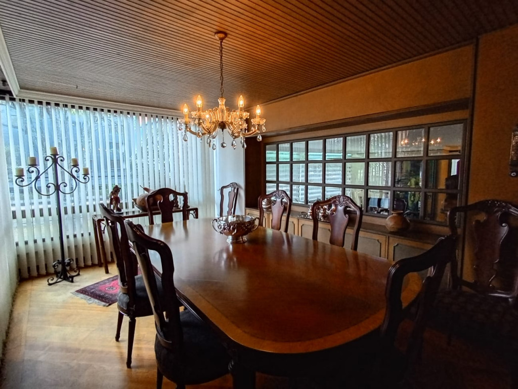 Apartamento de 3 alcobas en venta en Chico Norte, Bogotá, 178 m² · foto 7 de 24