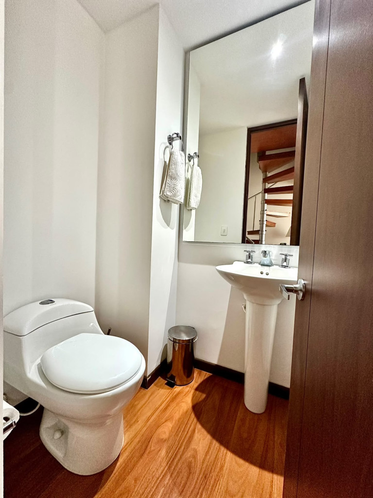 Apartamento de 1 alcoba en arriendo en Chapinero Alto, Bogotá, 60 m² · foto 8 de 17