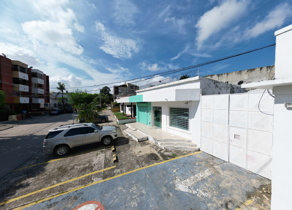 {{ ucwords(strtolower($inmueble['type'])) }}