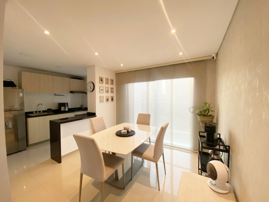 {{ ucwords(strtolower($inmueble['type'])) }}