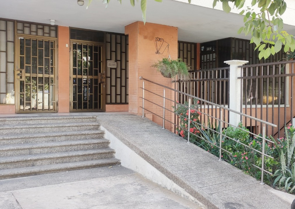 {{ ucwords(strtolower($inmueble['type'])) }}