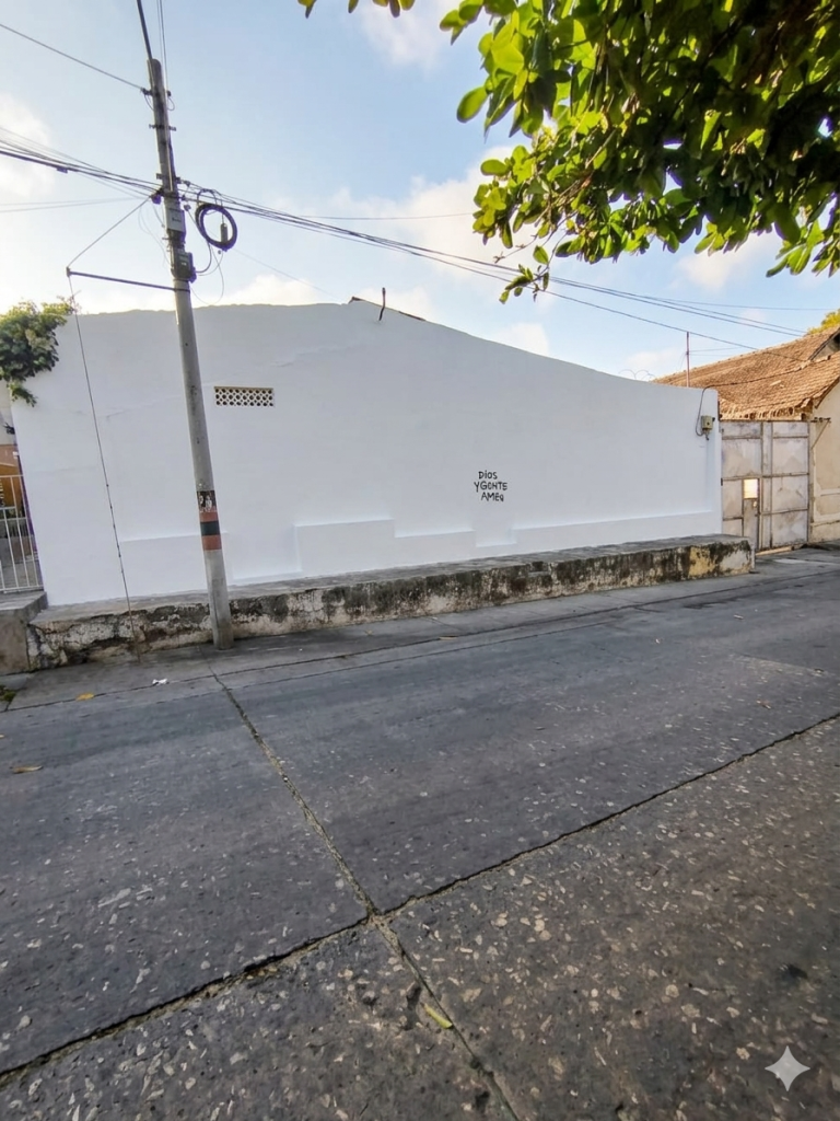 {{ ucwords(strtolower($inmueble['type'])) }}