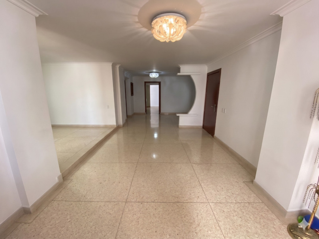 {{ ucwords(strtolower($inmueble['type'])) }}