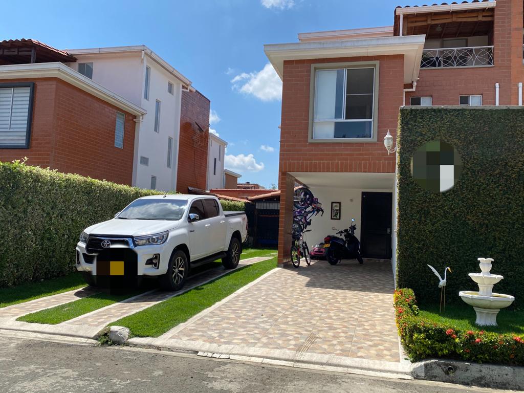 Casa Condominio En Venta - Ciudad Jardín, Cali