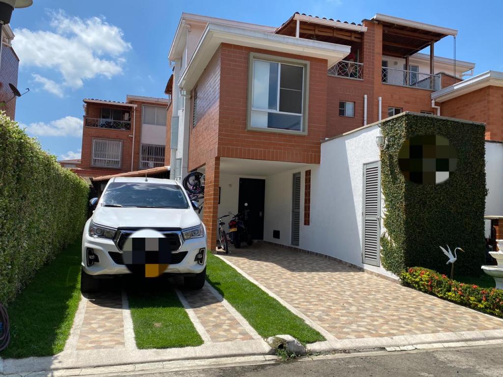 Casa Condominio En Venta - Ciudad Jardín, Cali