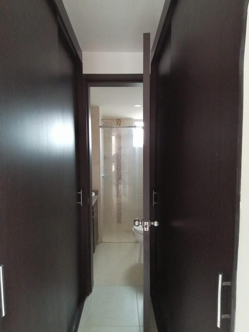 Apartamento En Venta - Valle Del Lili, Cali