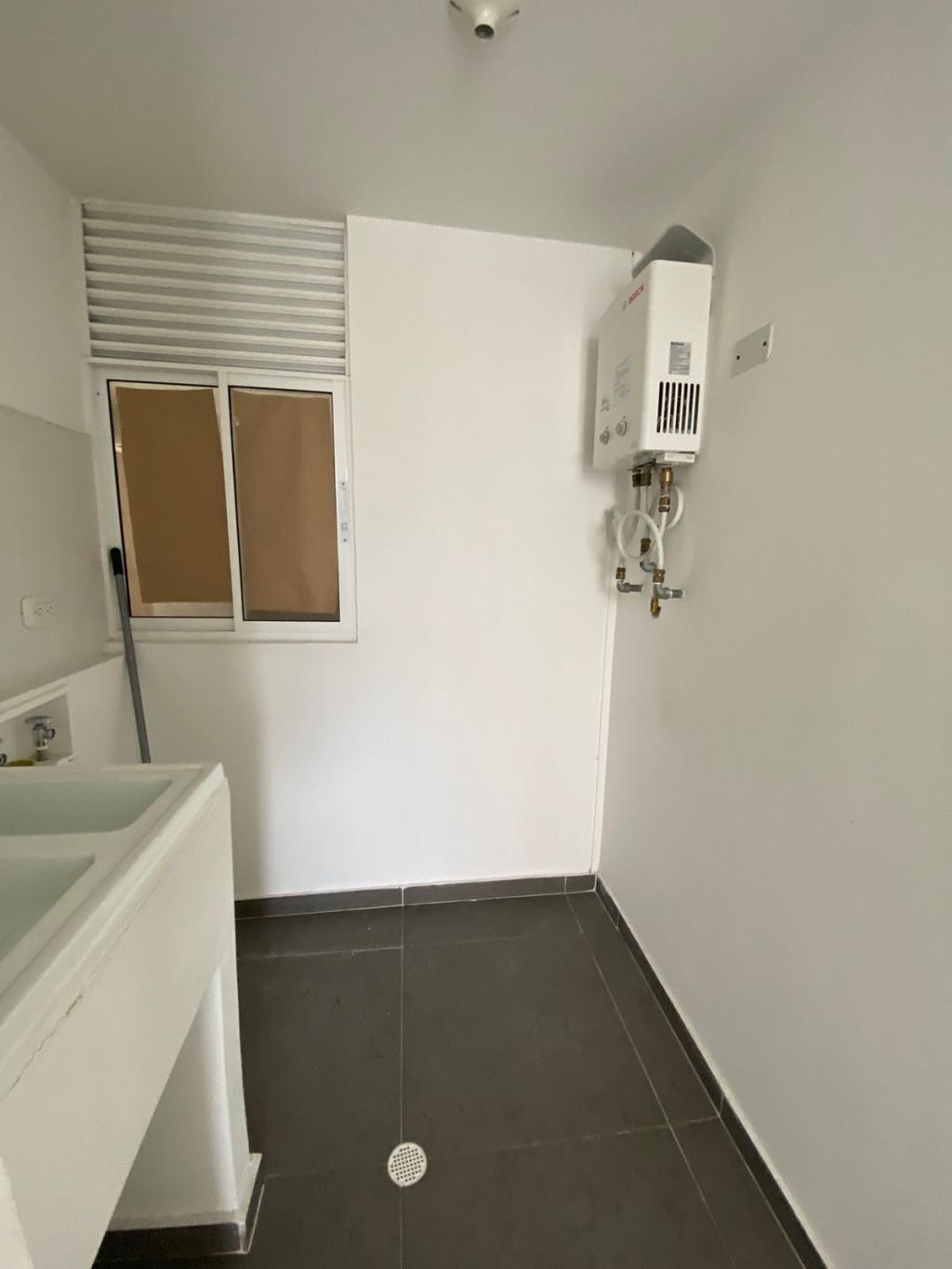 Apartamento En Arriendo - Valle Del Lili, Cali