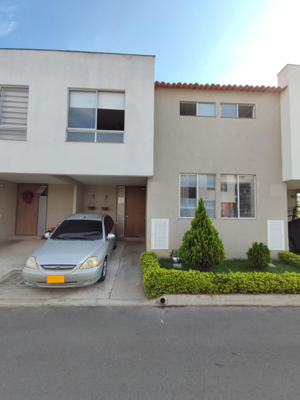 Casa Condominio En Venta - Ciudad Country - Jamundi, Jamundí