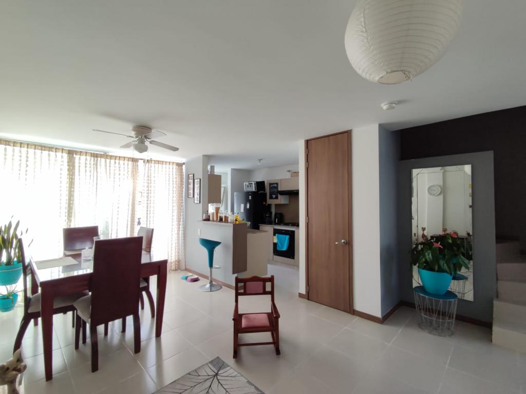 Casa Condominio En Venta - Ciudad Country - Jamundi, Jamundí