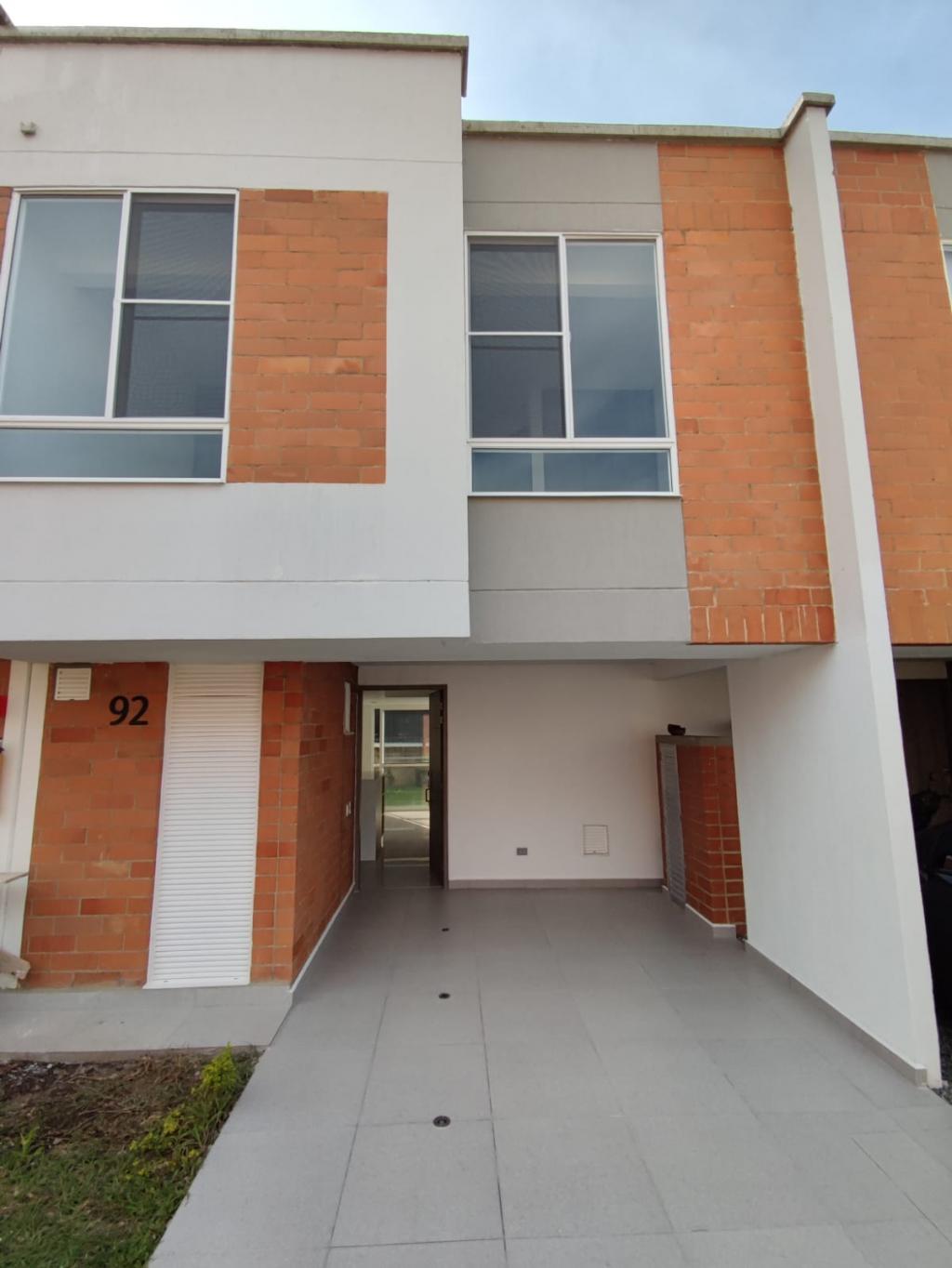 Casa Condominio En Arriendo - Ciudad Pacífica, Cali