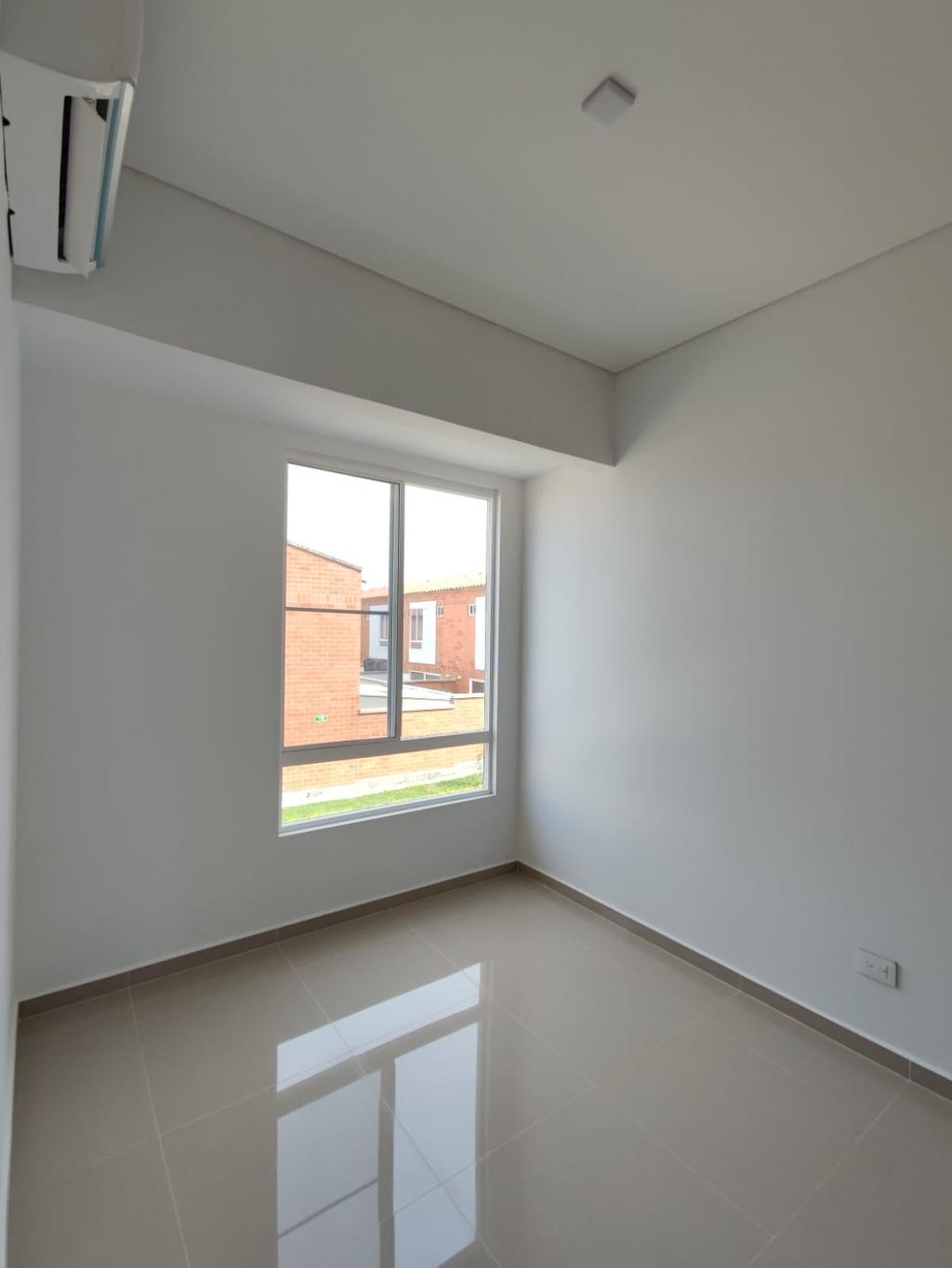 Casa Condominio En Arriendo - Ciudad Pacífica, Cali