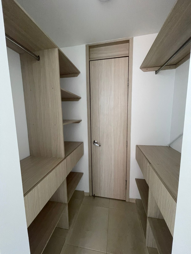 Apartamento En Arriendo - Valle Del Lili, Cali