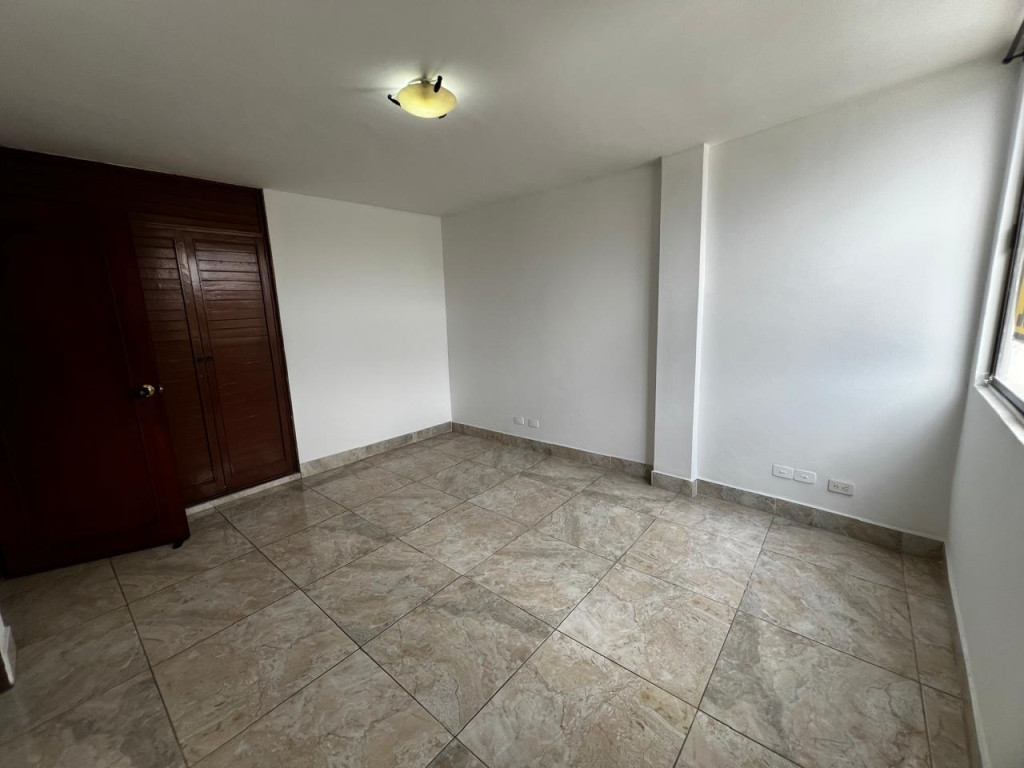 Apartamento En Venta - Santa Anita, Cali