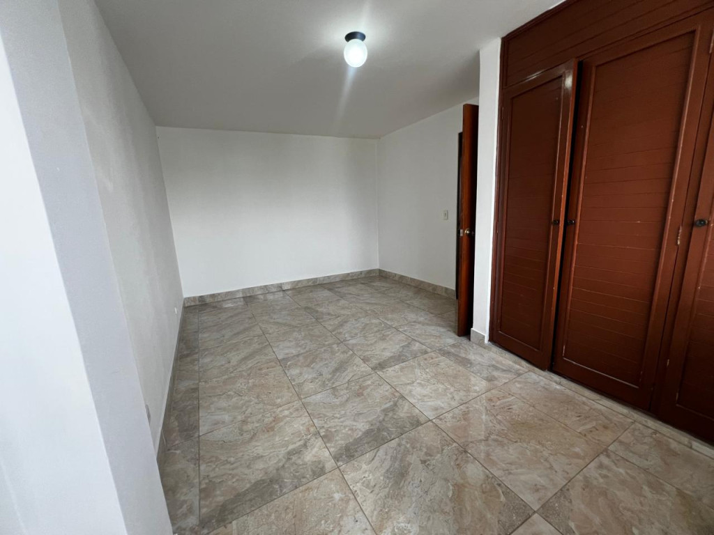 Apartamento En Venta - Santa Anita, Cali