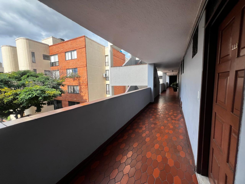 Apartamento En Venta - Santa Anita, Cali