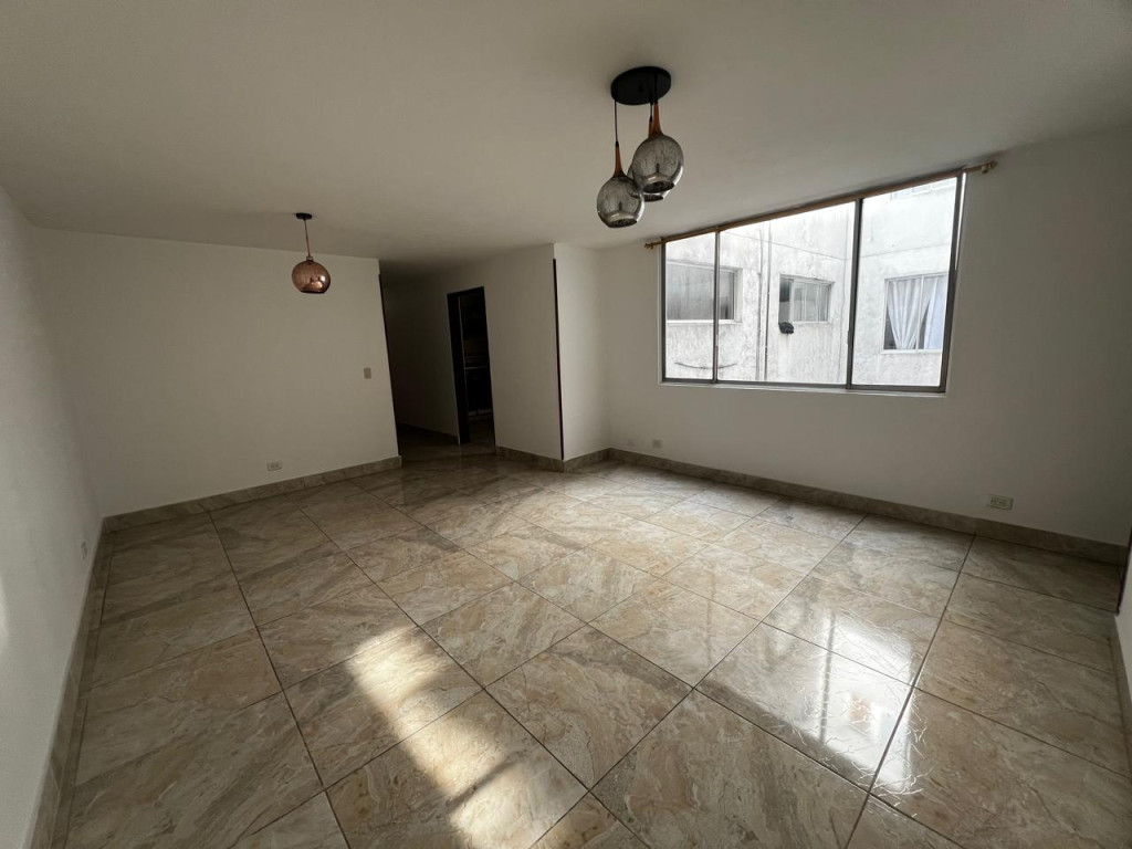 Apartamento En Venta - Santa Anita, Cali