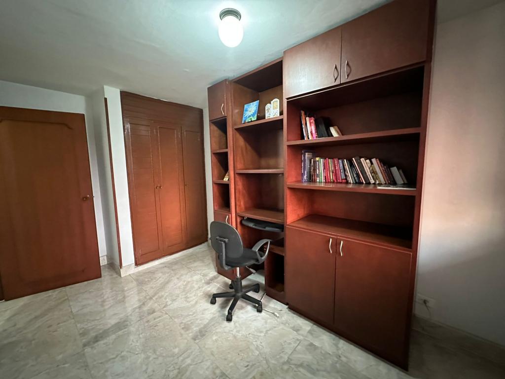 Apartamento En Venta - Santa Anita, Cali