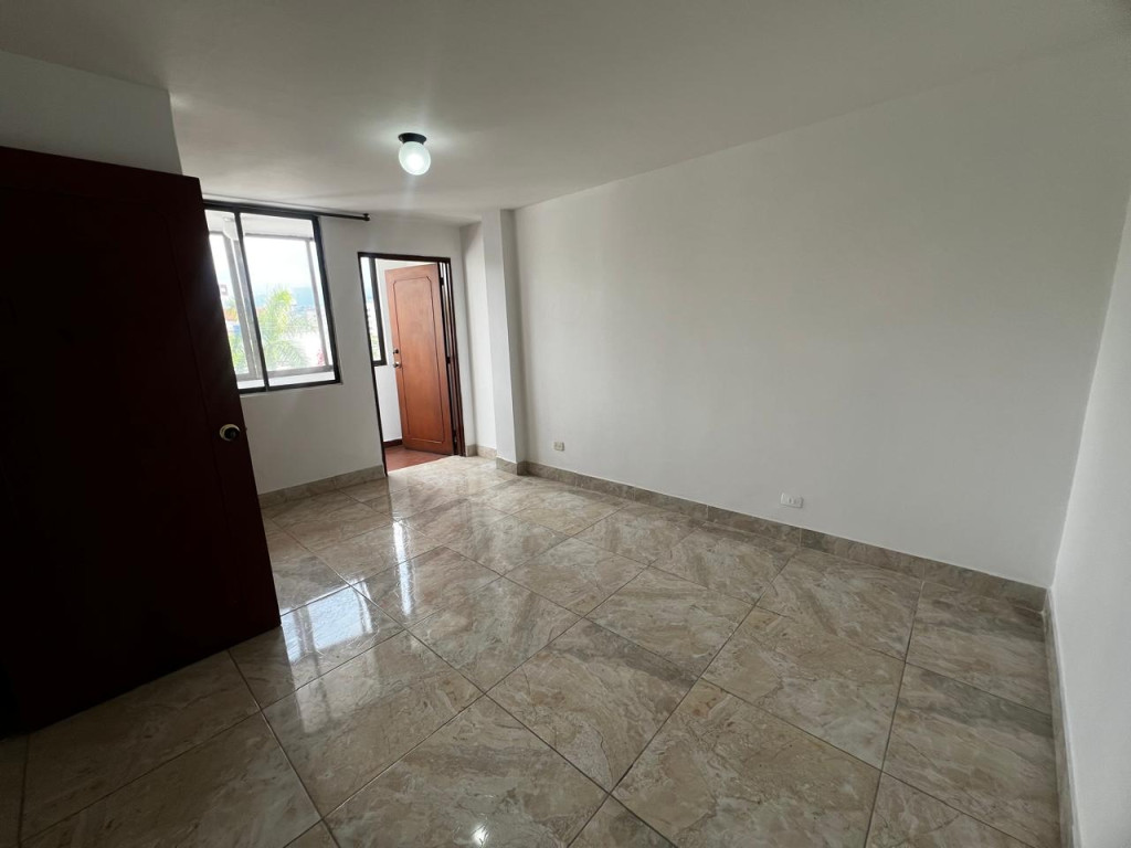 Apartamento En Venta - Santa Anita, Cali