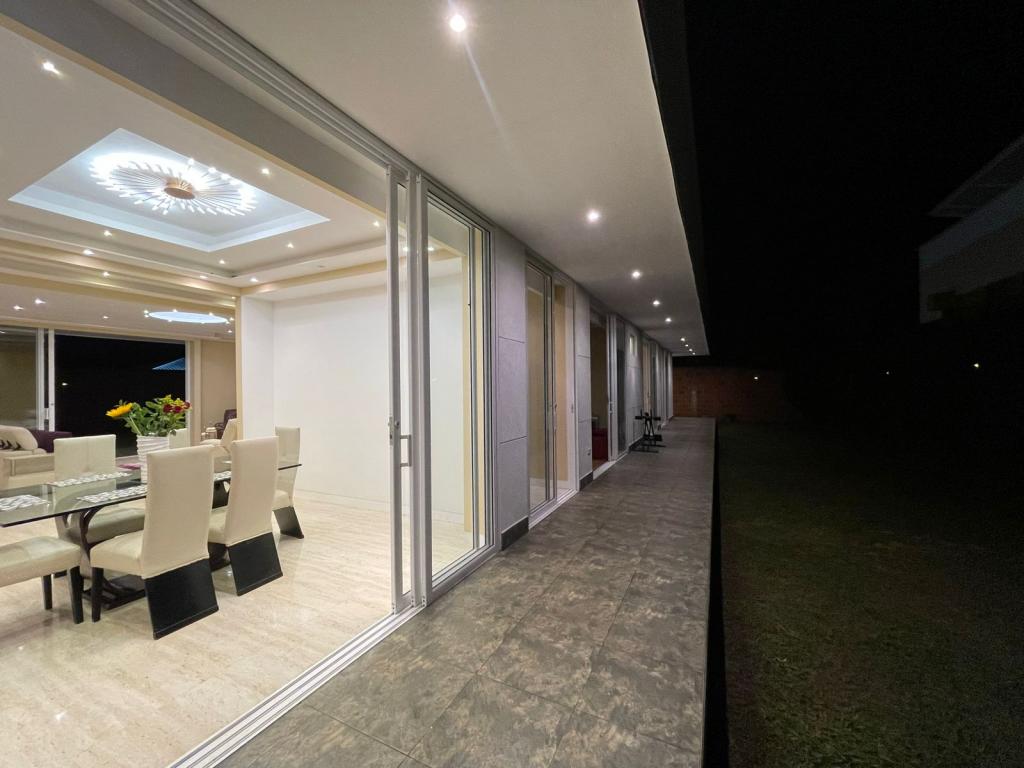 Casa Condominio En Venta - El Hormiguero Via Cascajal, Cali