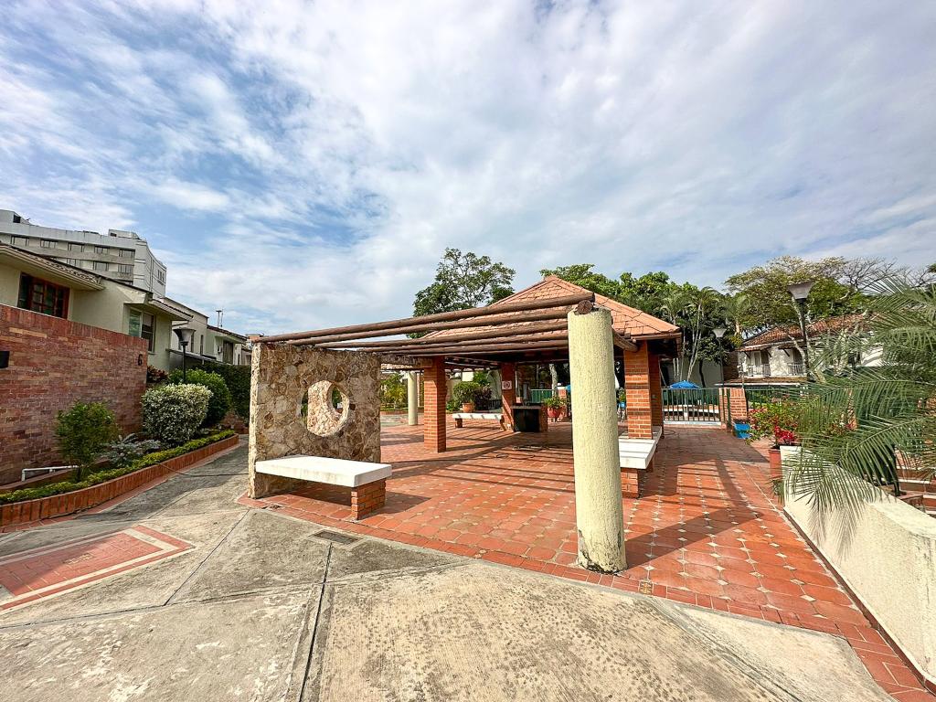 Casa Condominio En Venta - Ciudad Jardín, Cali