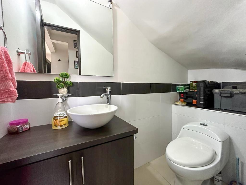 Casa Condominio En Venta - Ciudad Jardín, Cali