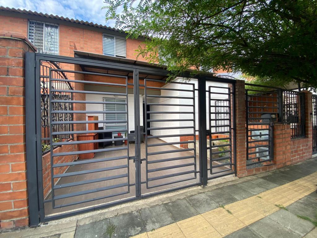 Casa En Venta - Valle Del Lili, Cali