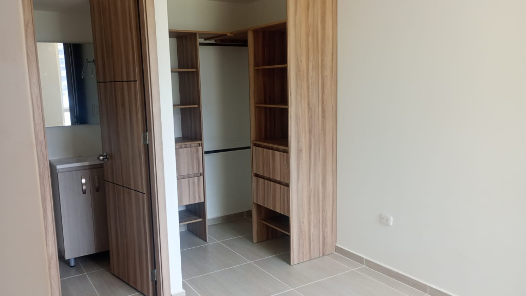 Apartamento En Venta - Valle Del Lili, Cali