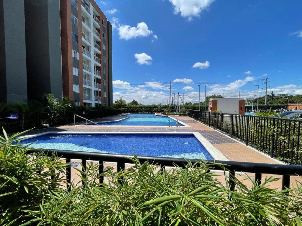 Apartamento En Arriendo - Valle Del Lili, Cali