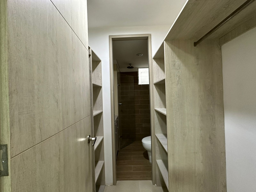 Apartamento En Arriendo - Valle Del Lili, Cali