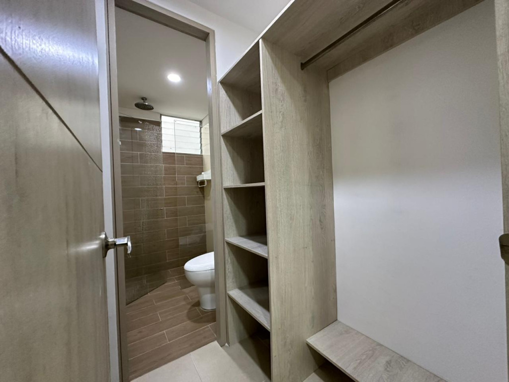 Apartamento En Arriendo - Valle Del Lili, Cali