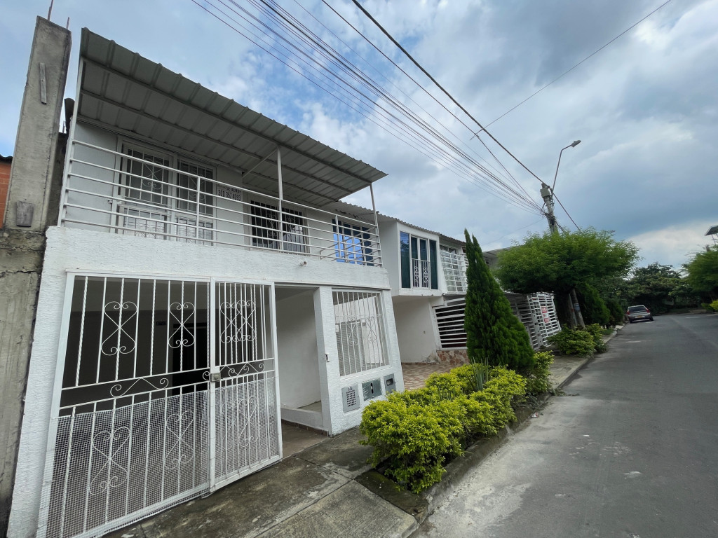 Casa En Venta - La Alborada, Jamundí