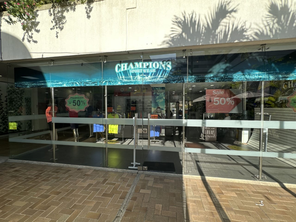 Local En Venta - Ciudad Jardín, Cali
