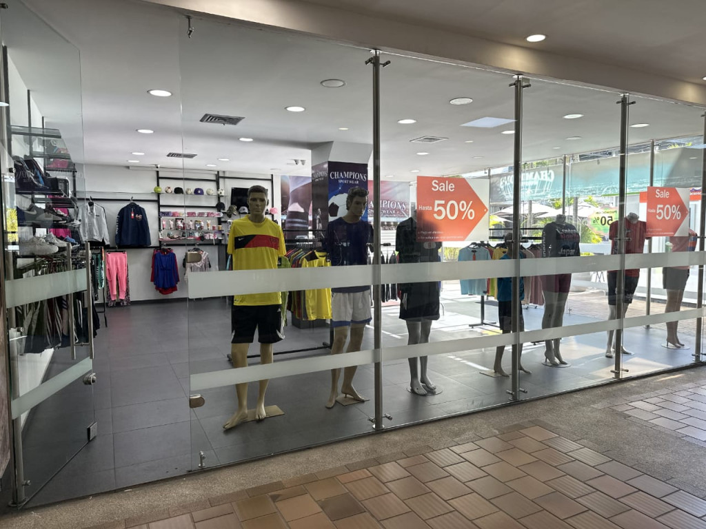 Local En Venta - Ciudad Jardín, Cali