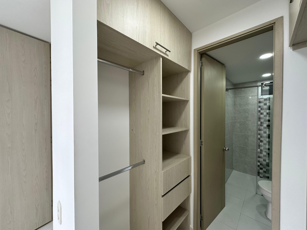 Apartamento En Arriendo - Valle Del Lili, Cali