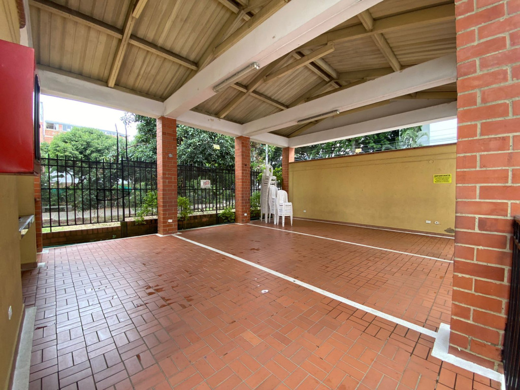 Apartamento En Venta - Caney, Cali