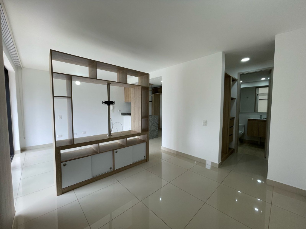 Apartamento En Venta - Urbanización La Flora, Cali