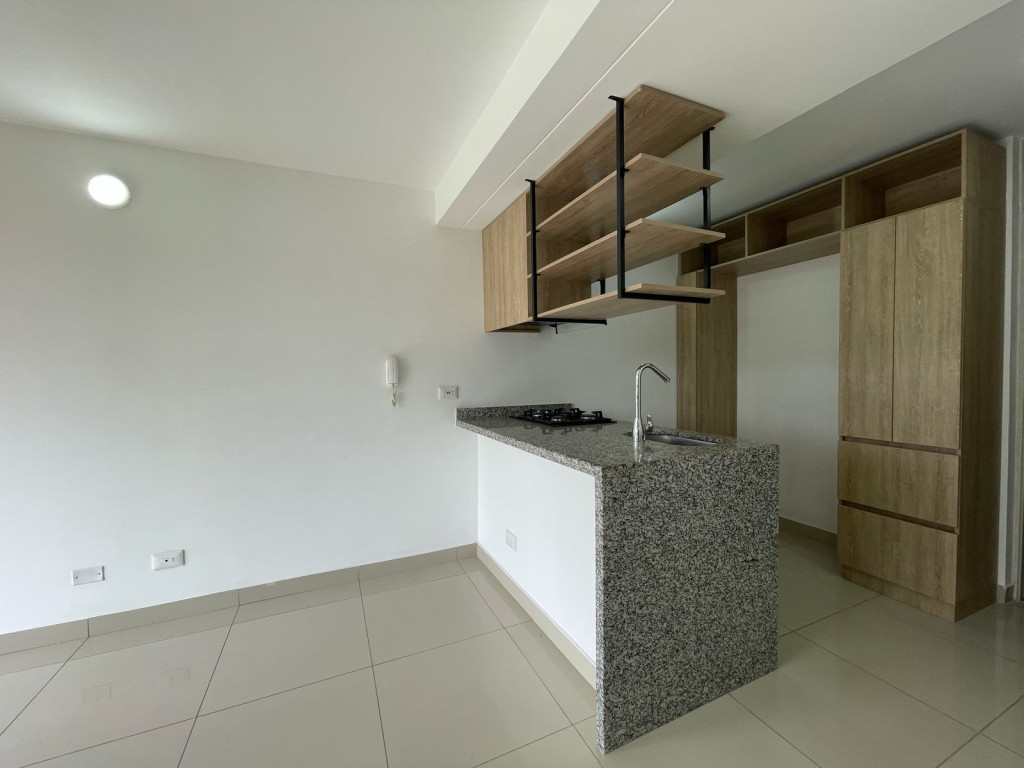 Apartamento En Venta - Urbanización La Flora, Cali