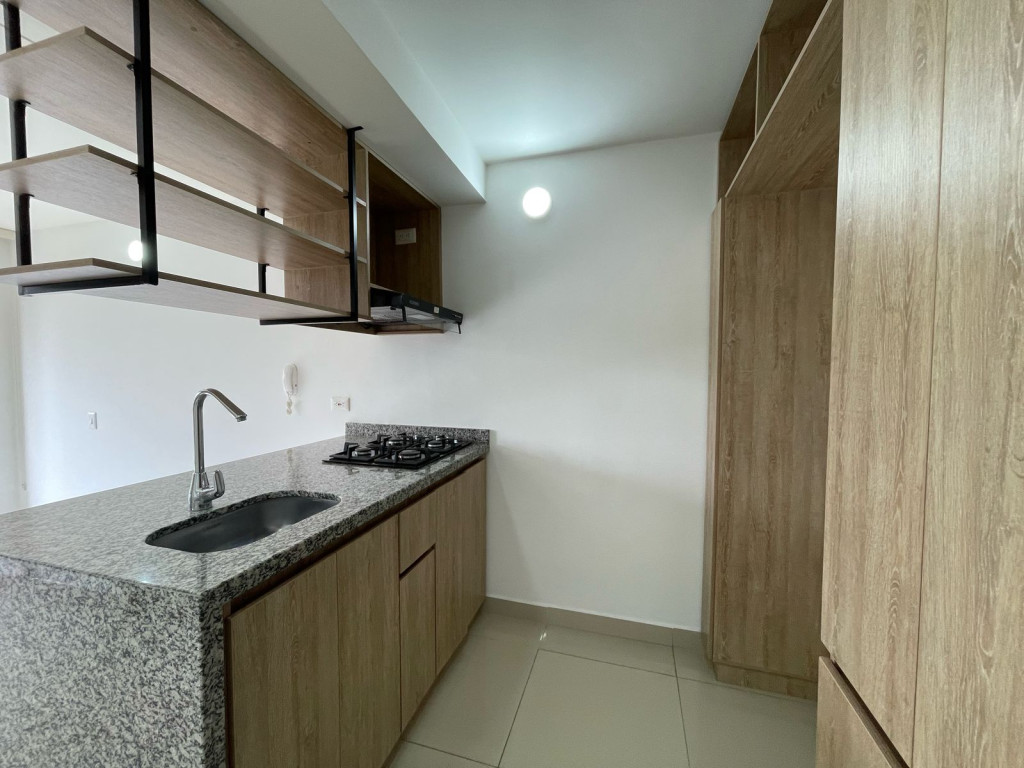 Apartamento En Venta - Urbanización La Flora, Cali