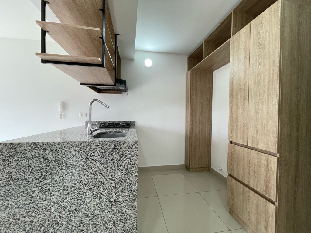 Apartamento En Venta - Urbanización La Flora, Cali