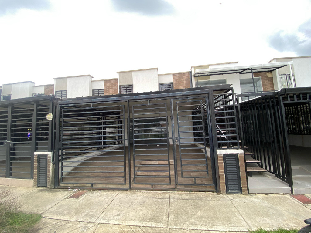 Casas Con Local En Venta - Parque Natura, Jamundí