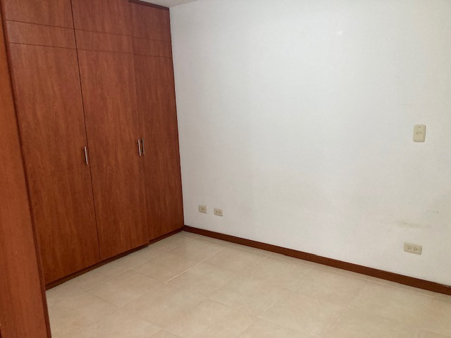 Apartamento En Venta - El Limonar, Cali