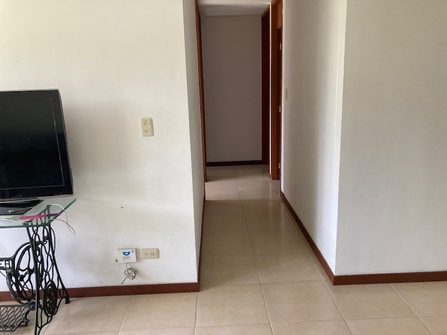 Apartamento En Venta - El Limonar, Cali